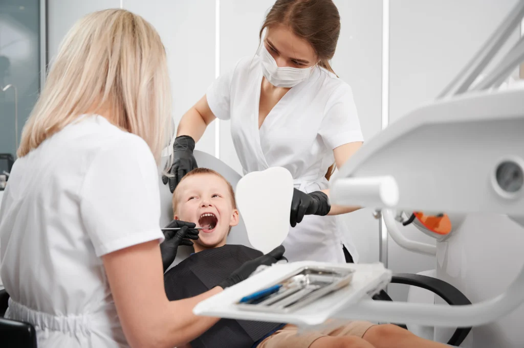 kids in dental clinic