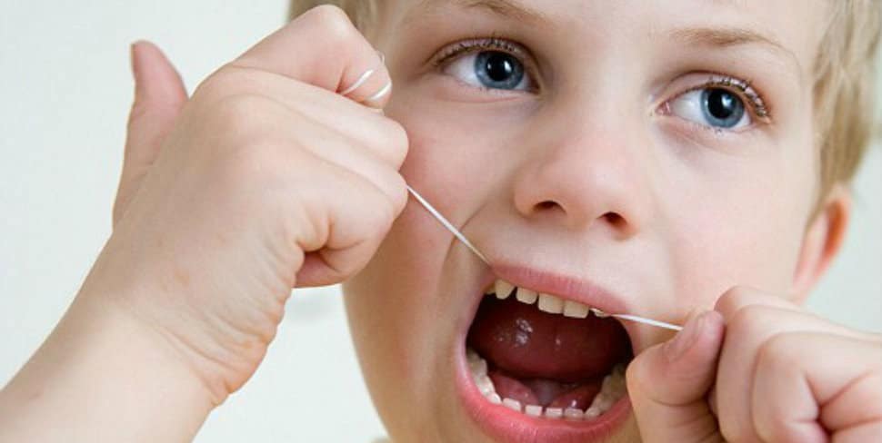 how to teach kids to floss